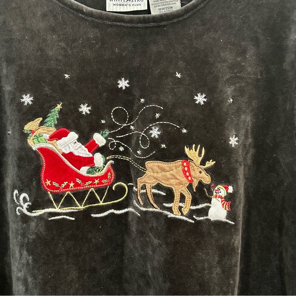 White Stag Plus Black Velour Christmas Shirt with Santa & Reindeer sz 18W/20W - Picture 3 of 7